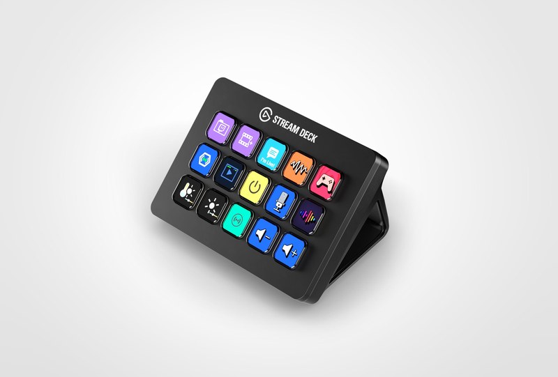 Elgato Stream Deck MK.2 Studio Controller (15 LCD Keys)